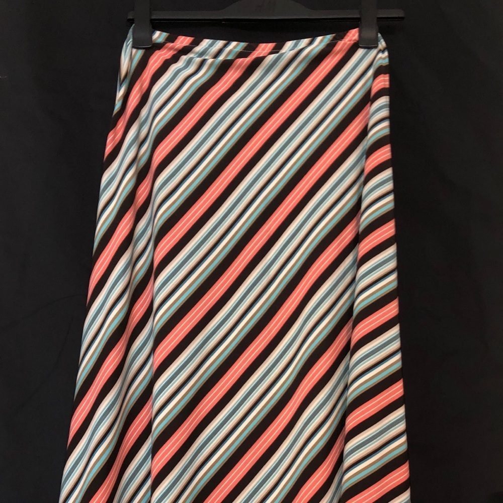 D.F.A. New York Skirt